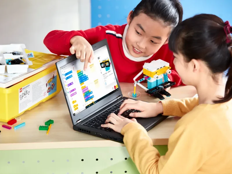 45678_alt12 LEGO® Education SPIKE™ Prime Set